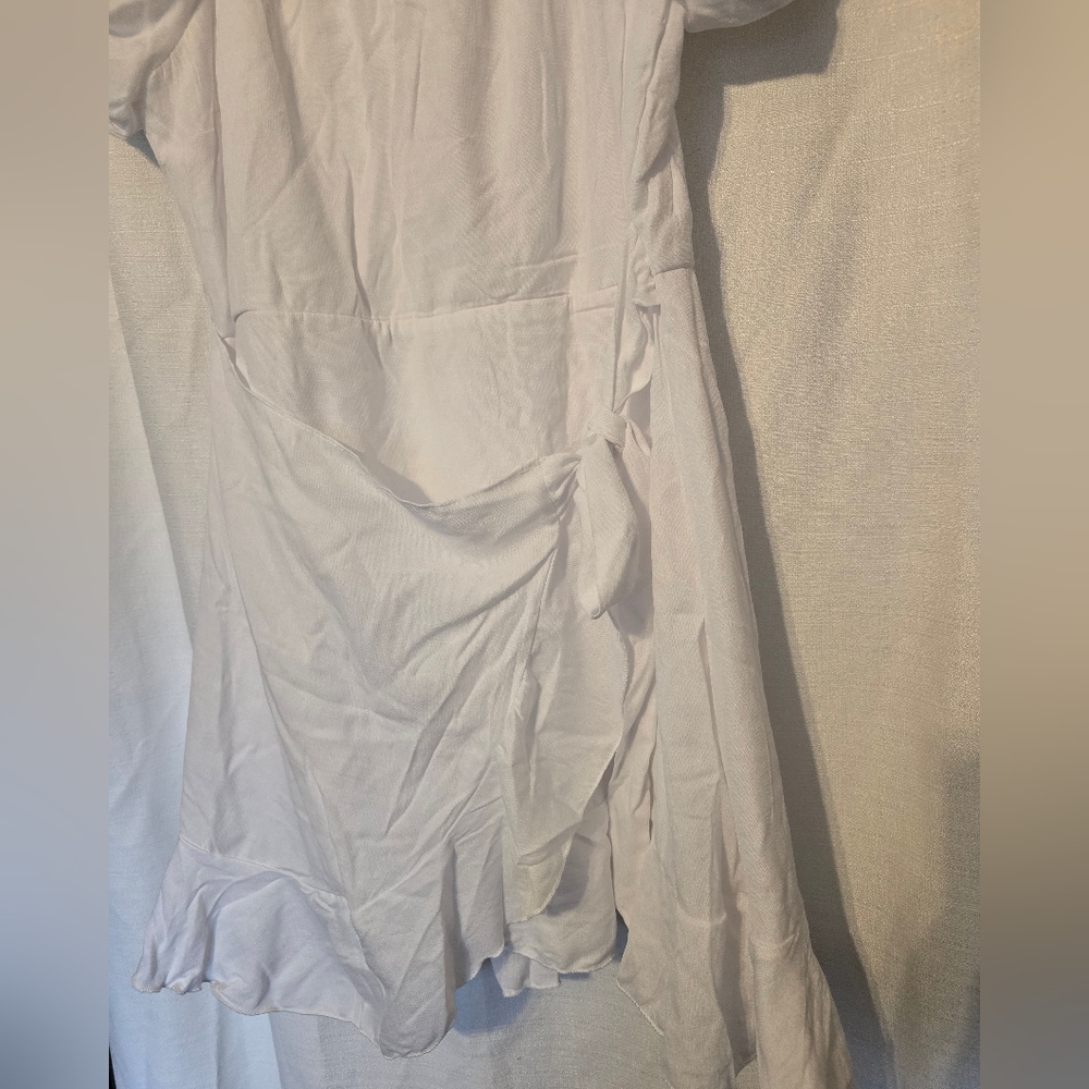 Trixxi White Mini Dress with Puff Sleeves Coastal Grandma Shabby Chic Ruffles - Picture 6 of 6